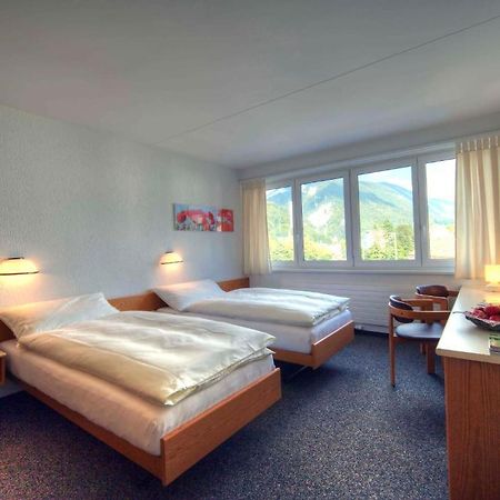 Hotel Oasis Moutier الغرفة الصورة